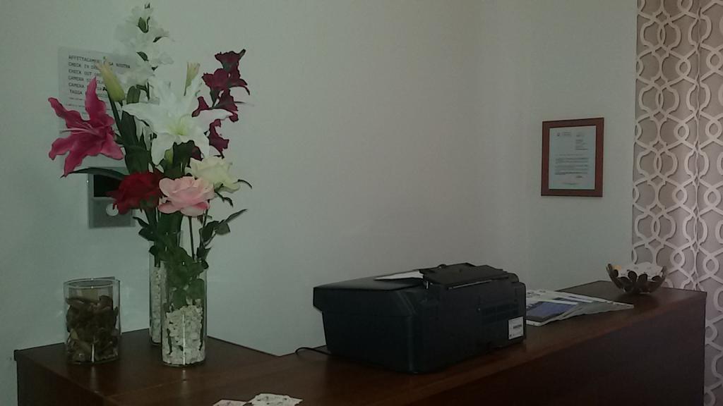 Da Marcello Hotel Генуа Екстериор снимка
