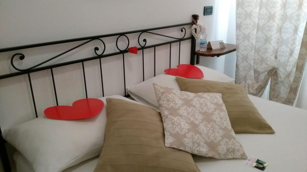 Da Marcello Hotel Генуа Екстериор снимка